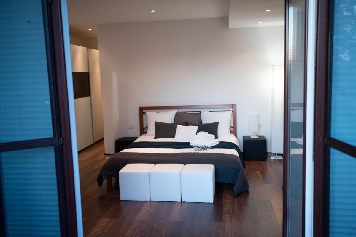Castle House Rooms, Swimming Pool & Sauna & Tennis Court & Wine Cellar Sežana Exterior foto